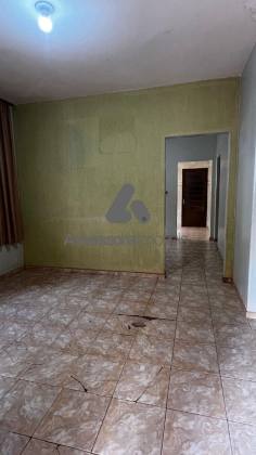 Casa Para Vender com 3 quartos 1 suítes no bairro Santa Maria