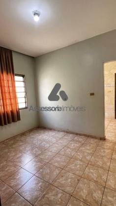 Casa Para Vender com 3 quartos 1 suítes no bairro Santa Maria