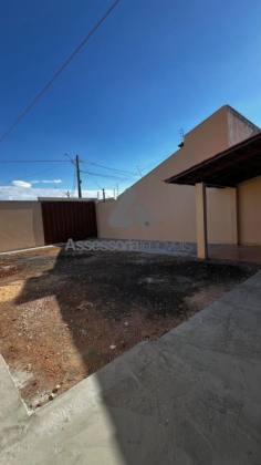 Casa Para Vender com 2 quartos no bairro Alto Trindade