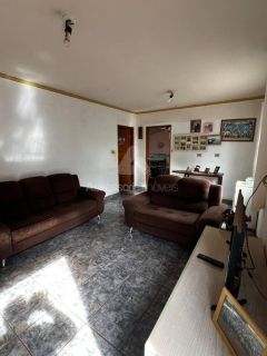 3 Terreno a Venda um deles com uma casa no Bairro da Saúde