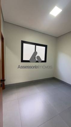 Casa Para Vender com 3 quartos 3 suítes no bairro BEIRA RIO 2 em Itumbiara