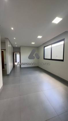 Casa Para Vender com 3 quartos 3 suítes no bairro BEIRA RIO 2 em Itumbiara