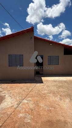 Casa Para Vender com 3 quartos 1 suítes no bairro ZENOM