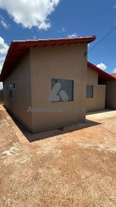 Casa Para Vender com 3 quartos 1 suítes no bairro ZENOM