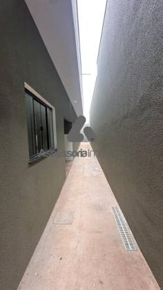 Casa Para Vender com 3 quartos 1 suítes no bairro Jardim Leonora