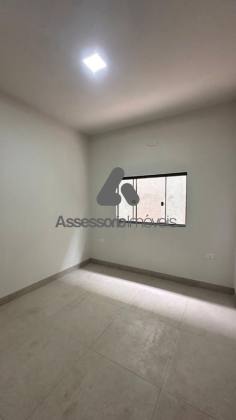 Casa Para Vender com 3 quartos 1 suítes no bairro Jardim Leonora