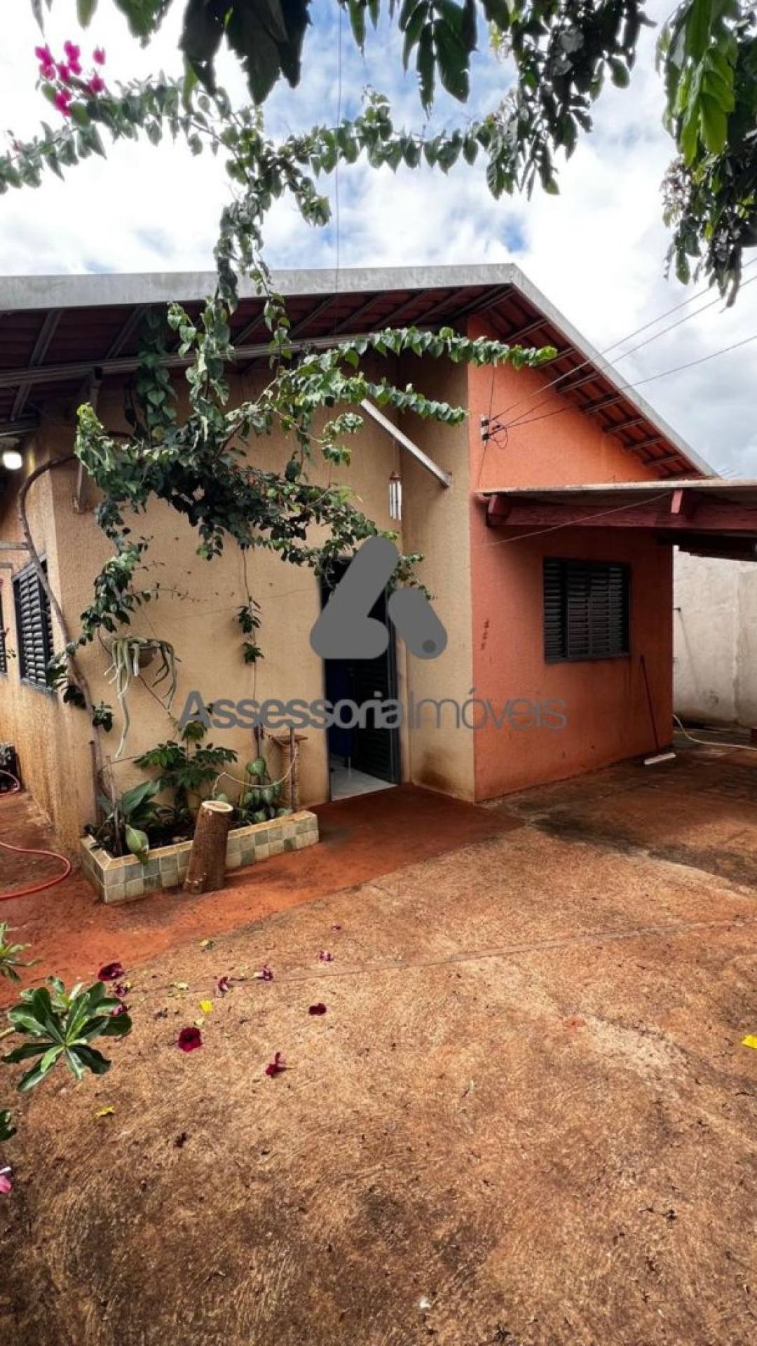 Casa Para Vender com 3 quartos no bairro Maria Luiza Machado