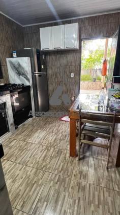 Casa Para Vender com 3 quartos no bairro Maria Luiza Machado