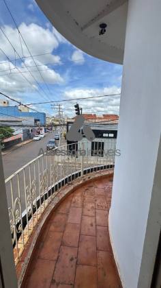 Apartamento Para Alugar com 3 quartos 1 suítes