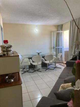 Apartamento em Jacarecica, 2/4 com suíte e varanda - BA02