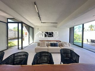 Casa de Luxo, 03 suítes e piscina privativa, em condomínio beira-mar em Tatuamunha - BA01