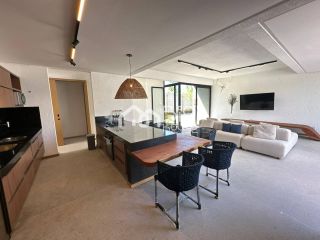 Casa de Luxo, 03 suítes e piscina privativa, em condomínio beira-mar em Tatuamunha - BA01