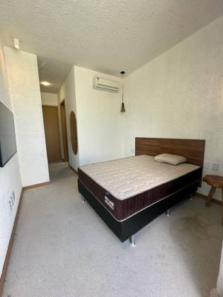 Casa de Luxo, 03 suítes e piscina privativa, em condomínio beira-mar em Tatuamunha - BA01