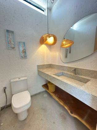 Casa de Luxo, 03 suítes e piscina privativa, em condomínio beira-mar em Tatuamunha - BA01