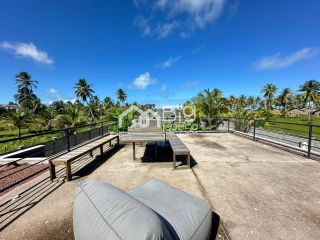 Casa de Luxo, 03 suítes e piscina privativa, em condomínio beira-mar em Tatuamunha - BA01