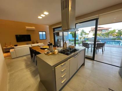 Casa de alto luxo a venda na Barra de São Miguel, litoral Sul, a 25 minutos de Maceió, Alagoas - BA08