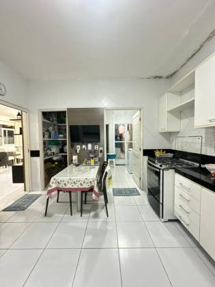 Casa com terreno de 540m², 1.500 Kw/mês de geração de energia solar, Antares - BA05