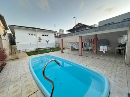 Casa com terreno de 540m², 1.500 Kw/mês de geração de energia solar, Antares - BA05