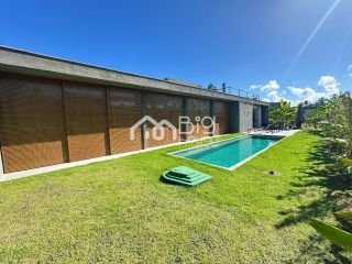 Casa de Luxo, cinematográfica, 04 suítes e piscina privativa, em condomínio beira-mar em Tatuamunha - BA10