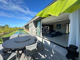 Casa de Luxo, cinematográfica, 04 suítes e piscina privativa, em condomínio beira-mar em Tatuamunha - BA10