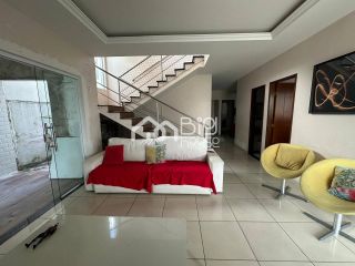 Casa de excelente padrão no Condomínio Jardim Europa - BA14