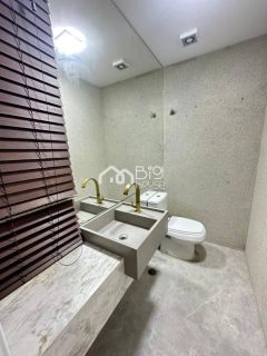 Edificio de excelente padrão, muito bem localizado, próximo ao Colégio Santa Ursula e Reitoria do IFAL, a 3 quadras da beira-mar da praia da Jatiúca - BA 18