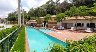 Casa de Condomínio Para Vender com 2 quartos no bairro Los Álamos  em Cotia