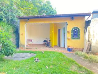 Casa Para Vender com 5 quartos 1 suítes no bairro Granja Viana em Cotia