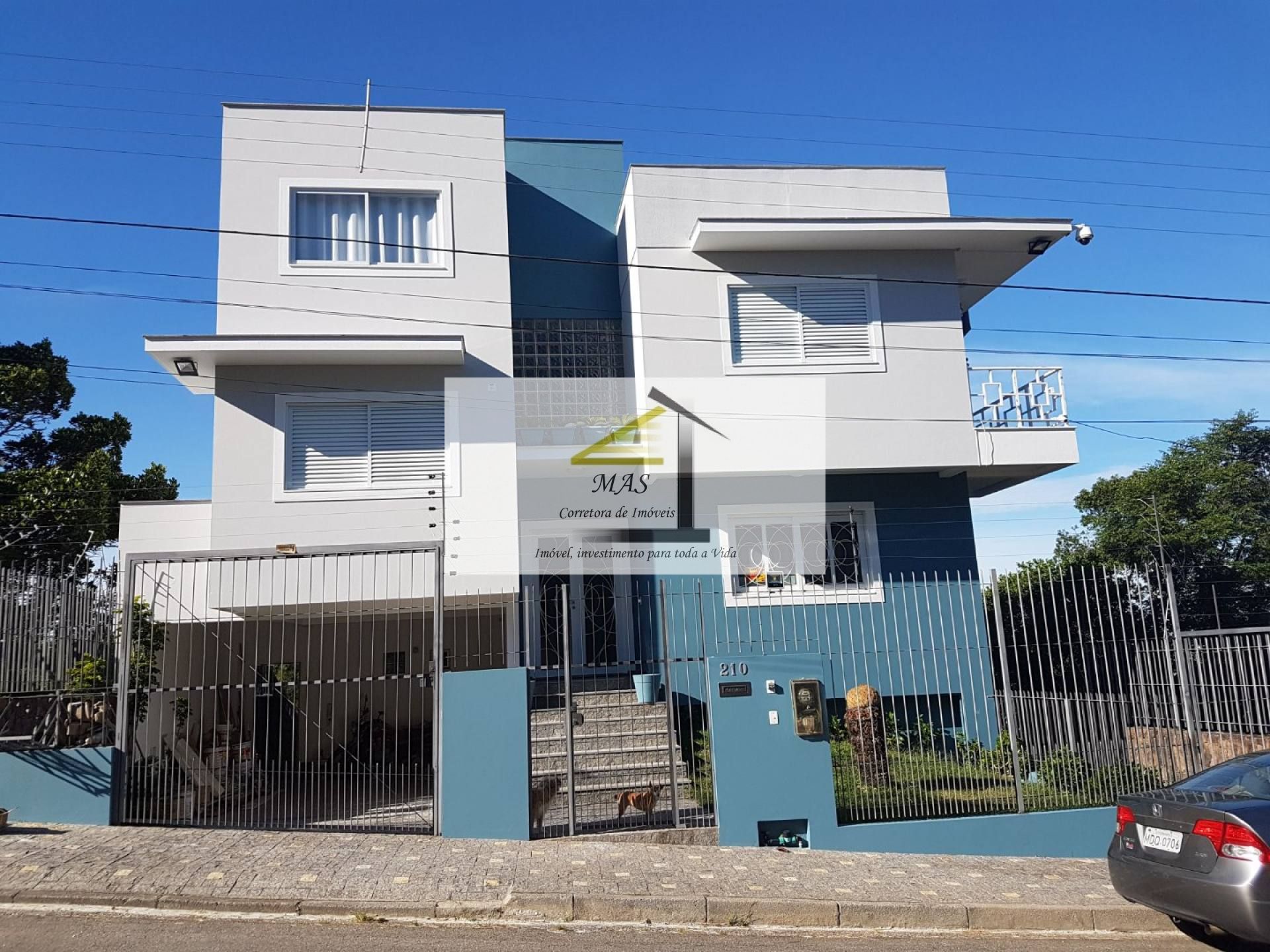 Linda casa com vista mar em alto padrão à venda no João Paulo