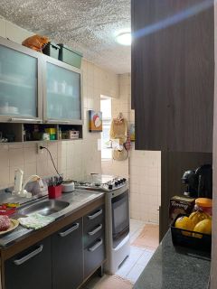 Apartamento de 02 dormitórios em excelente localização no Kobrasol