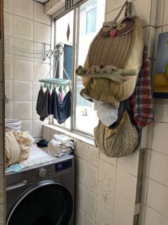 Apartamento de 02 dormitórios em excelente localização no Kobrasol