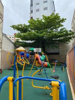 Apartamento de 02 dormitórios em excelente localização no Kobrasol