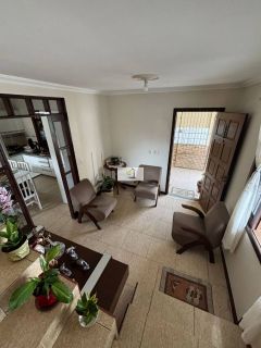 Conjunto de 02 sobrados e uma casa de madeira  à venda - Praia João Rosa