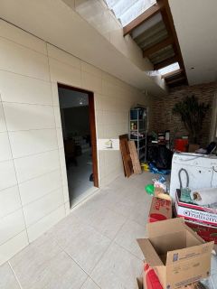 Conjunto de 02 sobrados e uma casa de madeira  à venda - Praia João Rosa