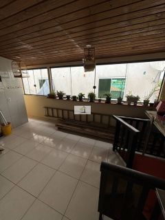 Conjunto de 02 sobrados e uma casa de madeira  à venda - Praia João Rosa