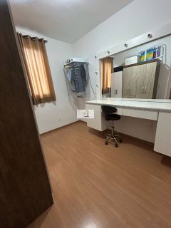 Apartamento 2 Quartos, Porteira Fechada em Serraria