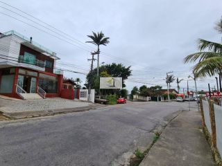 Linda loja comercial bem localizada com 205m²