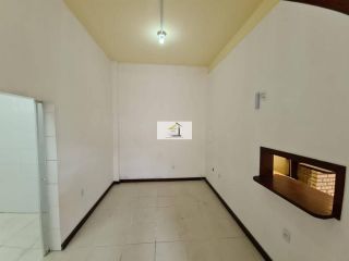 Linda loja comercial bem localizada com 205m²