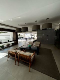 Lindo apartamento em alto padrão de 02 quartos com suíte e garagem.