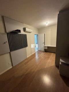 Lindo apartamento em alto padrão de 02 quartos com suíte e garagem.