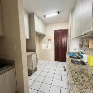 Ótimo Apartamento Semi-Mobiliado à Venda no Kobrasol – São José/SC