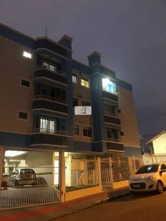 Apartamento semi mobiliado de 02 quartos em Serraria