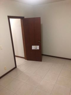 Apartamento semi mobiliado de 02 quartos em Serraria