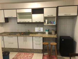 Apartamento semi mobiliado de 02 quartos em Serraria