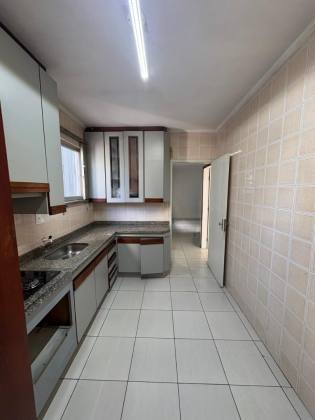 Apartamento à Venda no Kobrasol – Conforto e Praticidade no Coração de São José