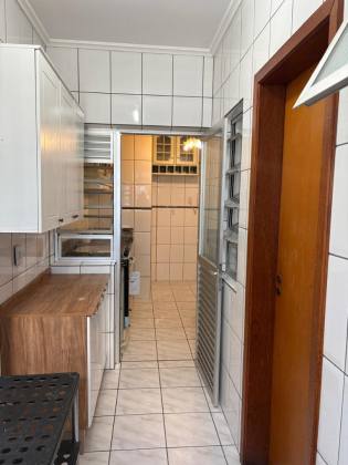Apartamento com Vista para o Mar no Kobrasol – 2 Quartos (1 Suíte com Banheira)!