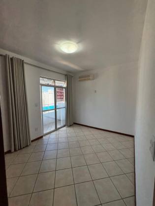 Apartamento com Vista para o Mar no Kobrasol – 2 Quartos (1 Suíte com Banheira)!