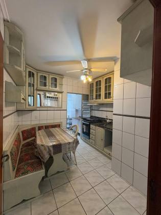 Apartamento com Vista para o Mar no Kobrasol – 2 Quartos (1 Suíte com Banheira)!
