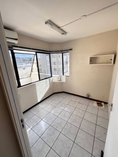 Sala comercial em excelente localização no bairro kobrasol