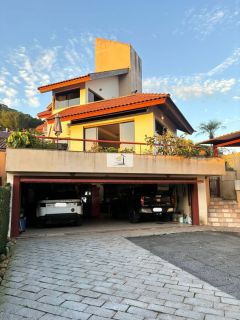 Residência Exclusiva de Alto Padrão em Frente ao Mar – Santo Antônio de Lisboa, Florianópolis